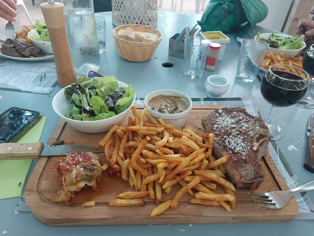 Côté de Bœuf Frites Fraîches
